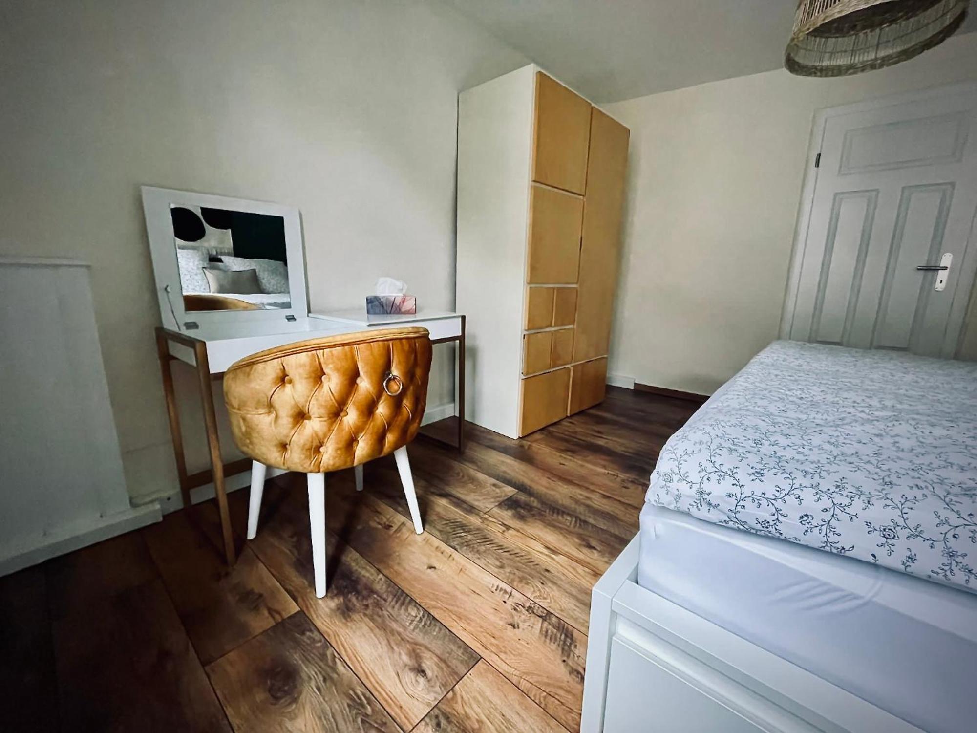 # One Apartment'S / Parkplatz / Schlossplatz كوبورغ المظهر الخارجي الصورة